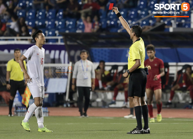 Tặng ngôi sao sáng giá nhất của Indonesia một cước vào mông, cầu thủ Myanmar nhận ngay hình phạt thích đáng - Ảnh 2.