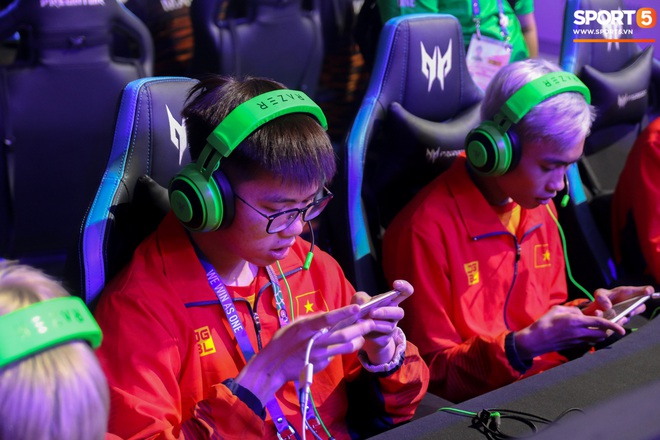 Ngày thi đấu thứ 3 của Esports tại SEA Games 30: Tưởng yên ổn nhưng chủ nhà lại khiến VĐV Việt Nam đau đầu vì sự cố mất mạng, sập nguồn - Ảnh 1.