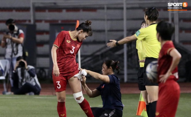 Tuyển nữ Việt Nam ăn mừng lần thứ 6 vô địch SEA Games, sau khi đánh bại Thái Lan nghẹt thở 1-0 - Ảnh 10.