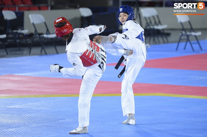 Bạc Thị Khiêm, nữ vận động viên Taekwondo khiến toàn bộ khán giả Philippines phải câm lặng chỉ sau một cú đá - Ảnh 1.