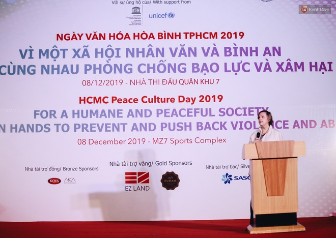 Nhiều nghệ sĩ Việt hưởng ứng ngày Văn hoá Hoà bình TP. HCM 2019, chung tay chống bạo lực và xâm hại trẻ em - Ảnh 1.