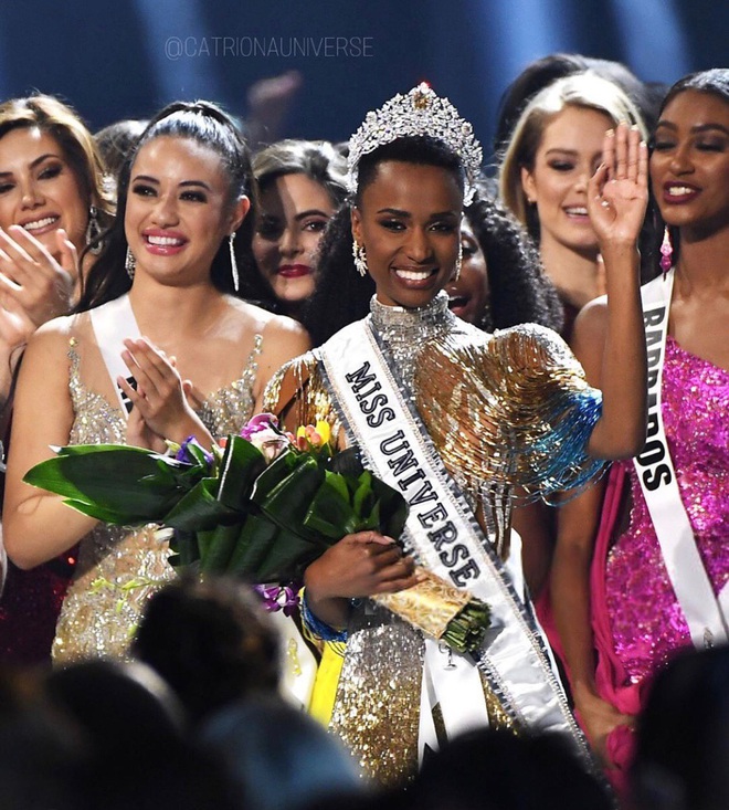 Nhan sắc lạ và đầy ấn tượng của mỹ nhân Nam Phi vừa đăng quang Miss Universe 2019 - Ảnh 3.