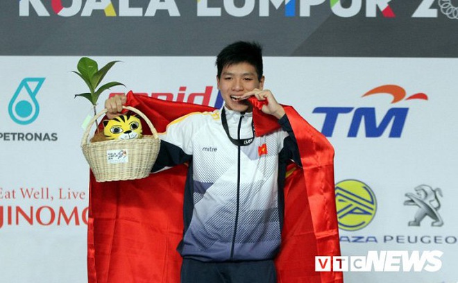 Cay đắng thần đồng bơi lội Việt Nam: Bị đình chỉ học trước SEA Games, HLV trưởng đòi đuổi khỏi đội - Ảnh 1.