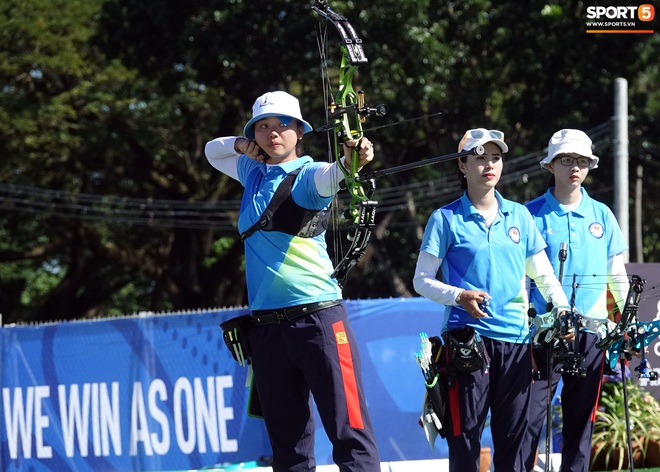 Tuyển bắn cung Việt Nam có Angelina Jolie dự SEA Games 2019: Vượt qua cơn sốt, đánh bại chủ nhà Philippines - Ảnh 2.