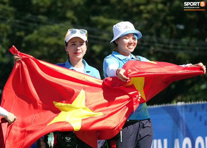 Tuyển bắn cung Việt Nam có Angelina Jolie dự SEA Games 2019: Vượt qua cơn sốt, đánh bại chủ nhà Philippines - Ảnh 16.