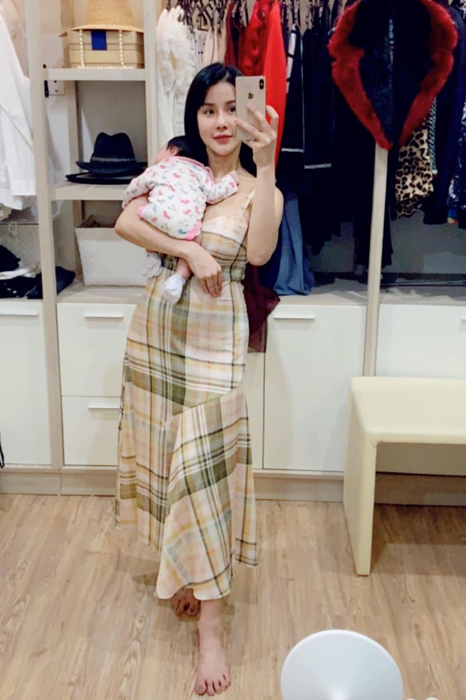 Diệp L&acirc;m Anh lần đầu c&ocirc;ng khai ảnh cận mặt con g&aacute;i đầu l&ograve;ng tr&ograve;n 3 th&aacute;ng tuổi cực đ&aacute;ng y&ecirc;u - Ảnh 4.