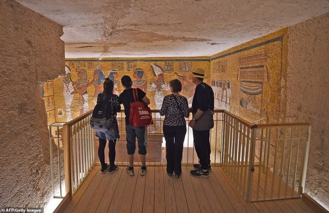 Bên trong hầm mộ bí ẩn của pharaoh nổi tiếng nhất vương triều Ai Cập - Ảnh 7.
