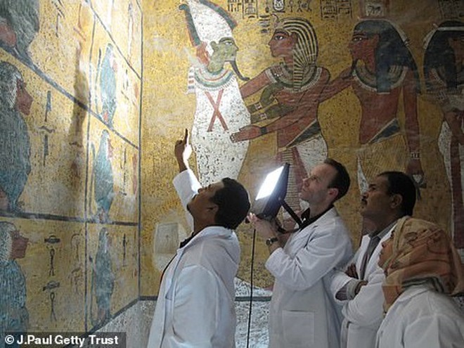 Bên trong hầm mộ bí ẩn của pharaoh nổi tiếng nhất vương triều Ai Cập - Ảnh 8.
