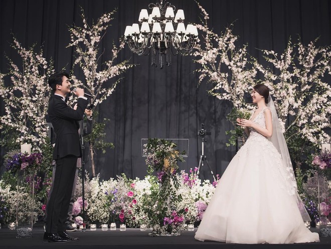 Đám cưới hot nhất đầu năm: Ji Chang Wook để mặt mộc đến dự, bộ tứ 4 chàng quý tử tái ngộ sau 10 năm - Ảnh 3.