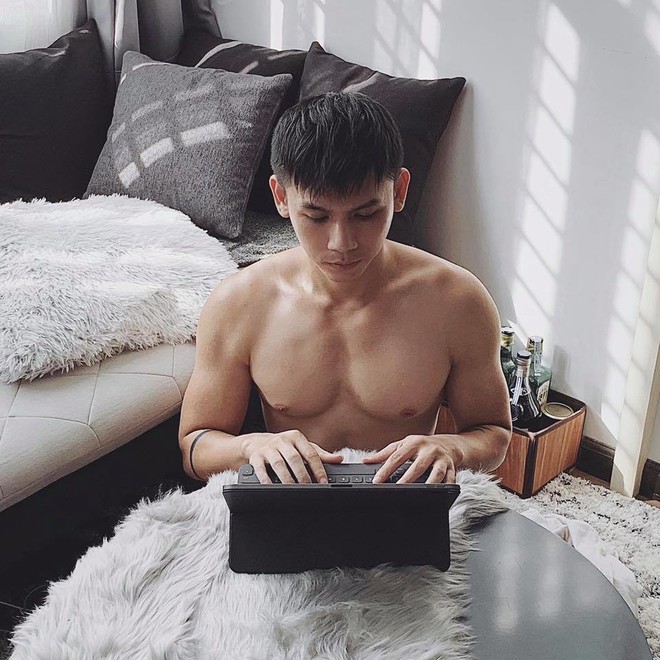 D&agrave;n sao Vbiz tự tin khoe h&igrave;nh thể sau kỳ nghỉ Tết Nguy&ecirc;n Đ&aacute;n: Người thoải m&aacute;i diện bikini, người &ldquo;k&iacute;n cổng cao tường&rdquo; vẫn ph&ocirc; diễn th&acirc;n h&igrave;nh đạt chuẩn - Ảnh 7.