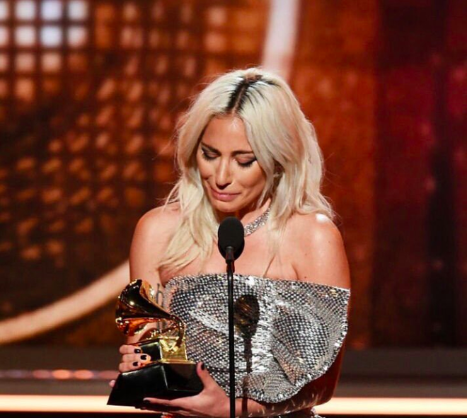 Grammy 2019: BTS gây ấn tượng mạnh, Lady Gaga bật khóc khi thắng đậm, loạt rapper lên ngôi vương - Ảnh 8.