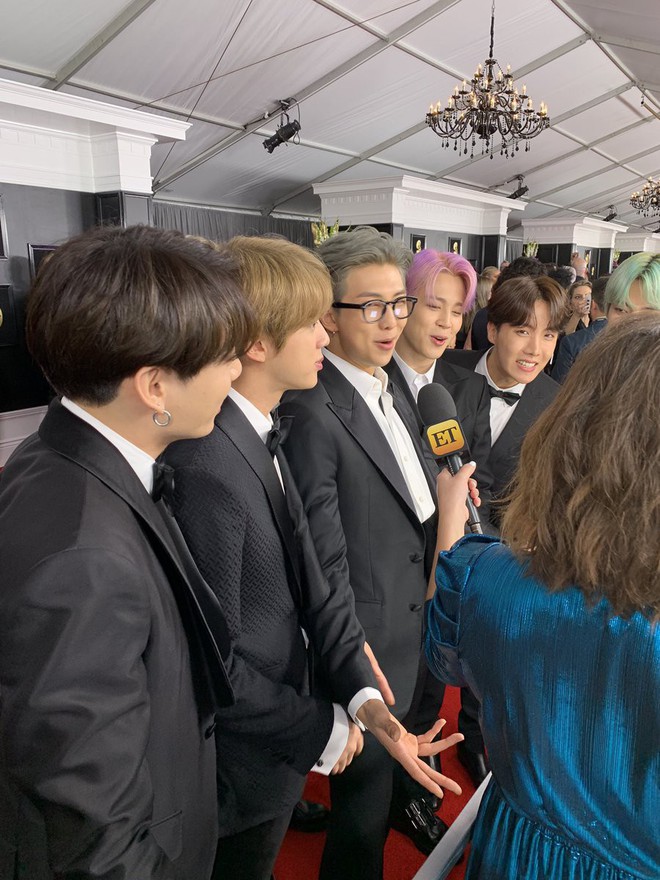 Cả thế giới đang phát cuồng vì BTS tại thảm đỏ Grammy 2019: Siêu bảnh, đẳng cấp, bắn tiếng Anh đầy tự tin - Ảnh 7.