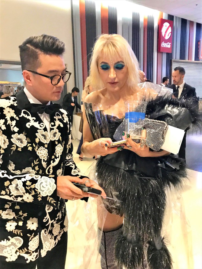 Đàm Vĩnh Hưng là nghệ sĩ Việt Nam duy nhất góp mặt tại lễ trao giải Grammy 2019 - Ảnh 6.