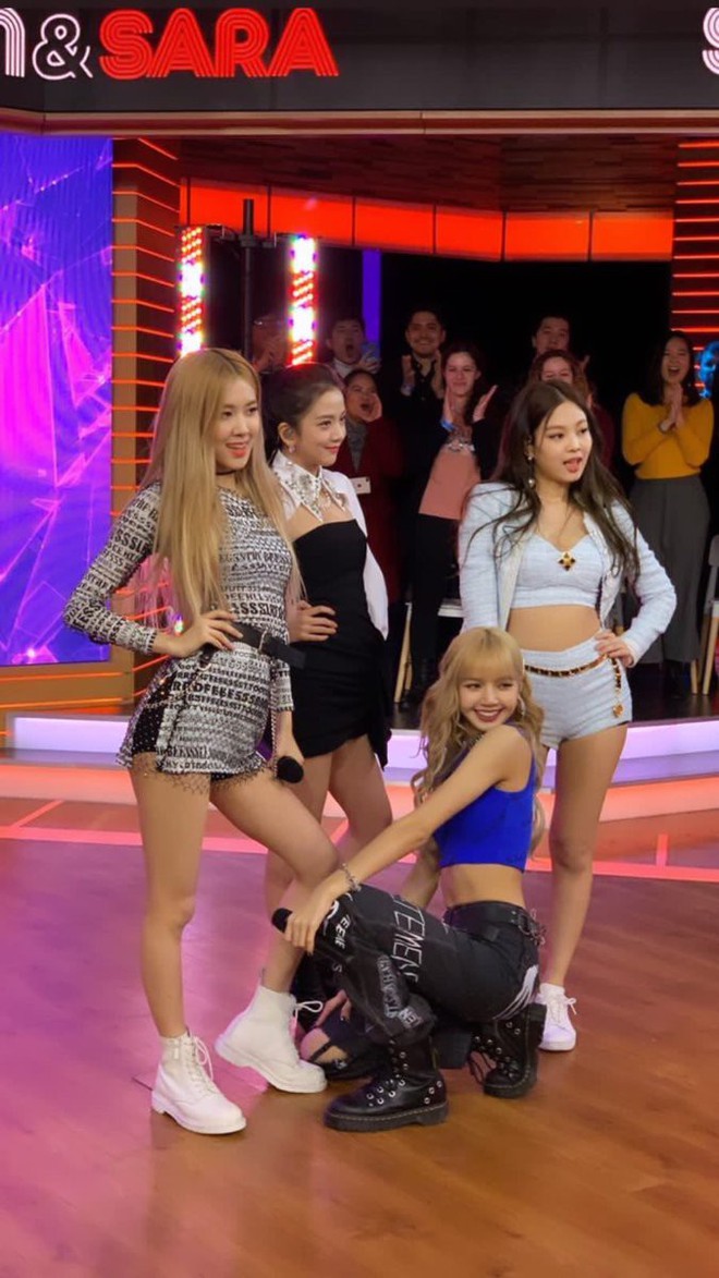 Lộ clip khán giả hát át cả tiếng Black Pink tại show chào buổi sáng hàng đầu ở Mỹ - Ảnh 5.