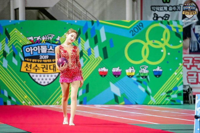 ISAC 2019: JooE (Momoland) ngày càng nhuận sắc, hàng loạt mỹ nhân vô danh gây chú ý - Ảnh 10.