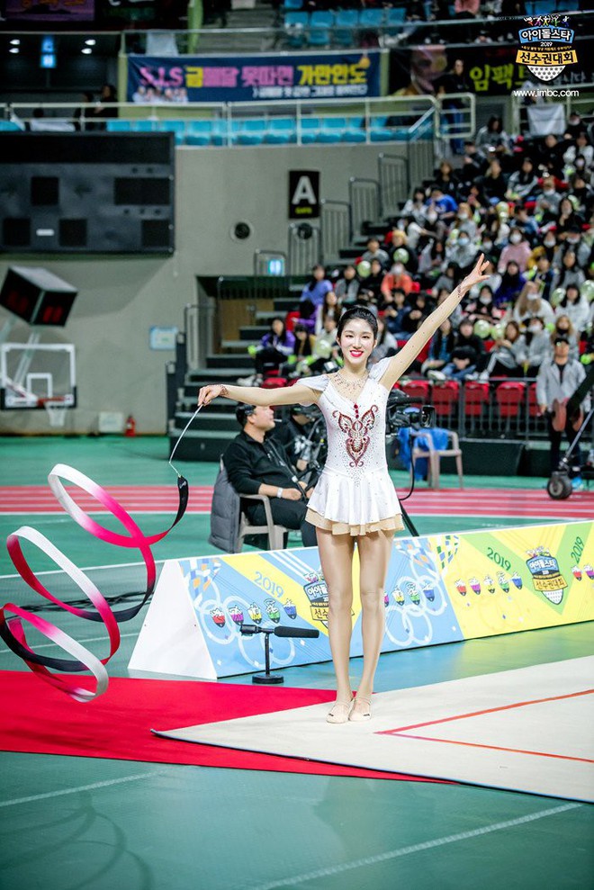 ISAC 2019: JooE (Momoland) ngày càng nhuận sắc, hàng loạt mỹ nhân vô danh gây chú ý - Ảnh 39.