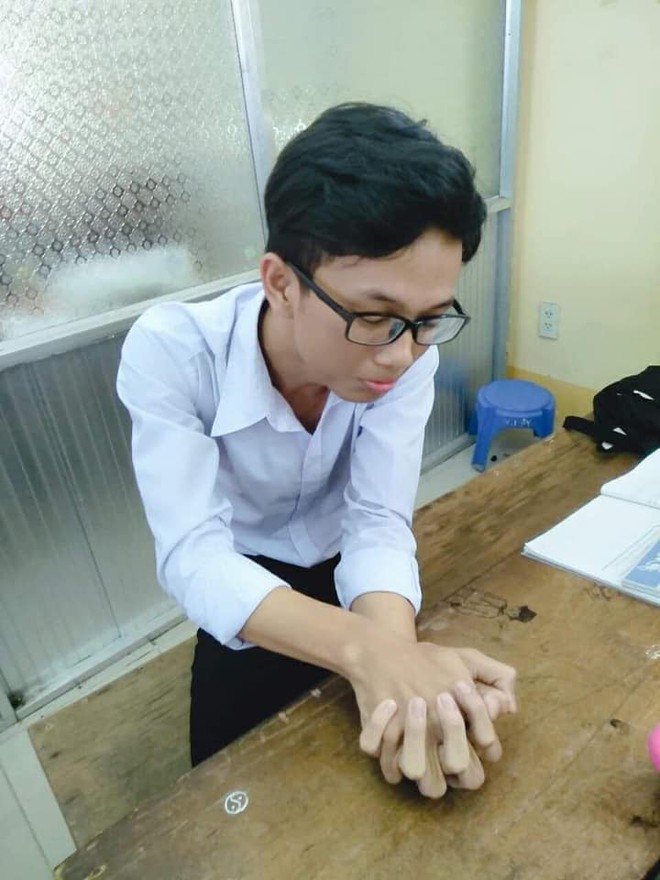 Kh&ocirc;ng c&ograve;n nghi ngờ g&igrave; nữa, hội FA m&ugrave;a Valentine ch&iacute;nh l&agrave; những người thừa tế b&agrave;o s&aacute;ng tạo nhất! - Ảnh 1.