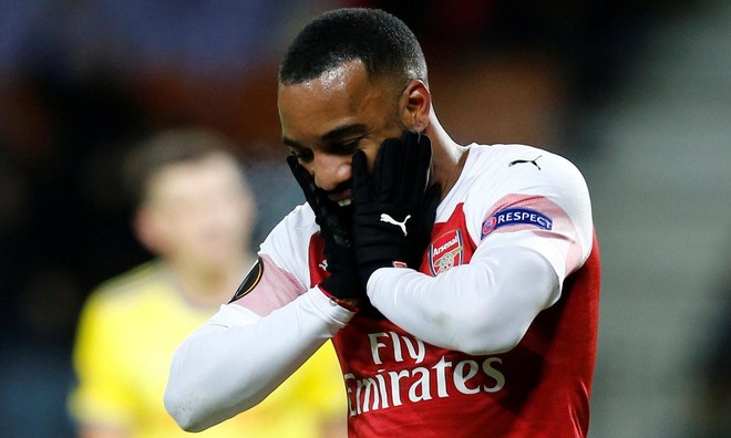 Arsenal thua sốc, tiền đạo của Ph&aacute;o thủ phải l&ecirc;n tiếng xin lỗi v&igrave; h&agrave;nh động kh&ocirc;ng đ&aacute;ng c&oacute; - Ảnh 7.