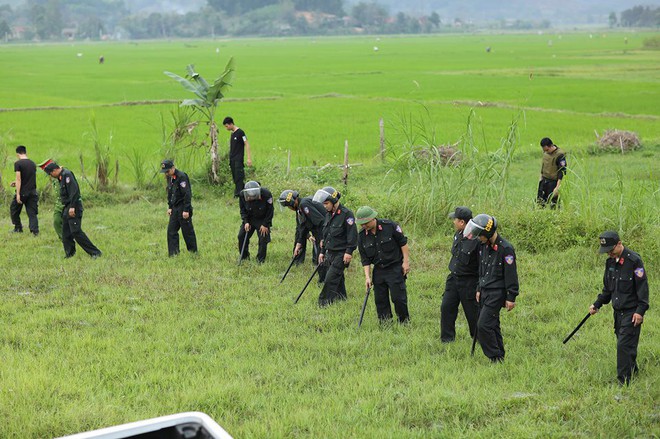 Nhóm đối tượng mang ma túy, thủ vũ khí vừa bị công an vây bắt: Lý lịch bất hảo, đều có tiền án tiền sự - Ảnh 3.