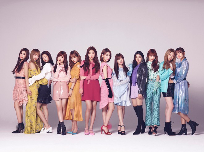 Nhờ IZ*ONE, TWICE bất ngờ trở thành tấm gương sáng vì không hát nhép tại Nhật - Ảnh 1.