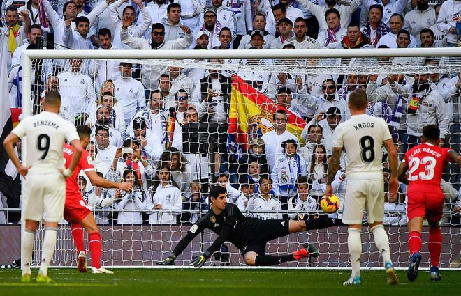 Thua nhục nhã, Real Madrid sở hữu thống kê tệ hại chưa từng xảy ra trong 9 mùa giải còn Ronaldo - Ảnh 6.