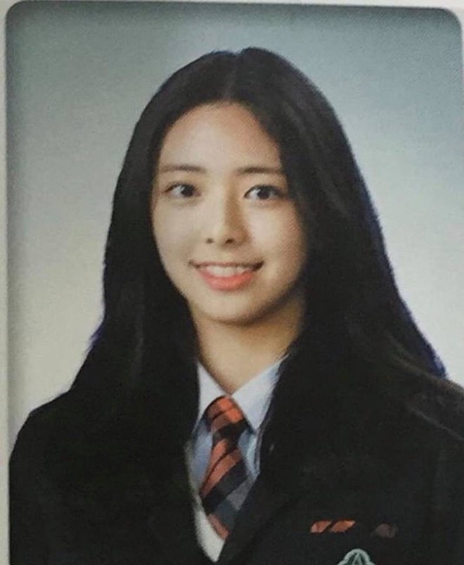 Nữ sinh Hàn trong đội bóng chuyền gây bão mạng vì xinh như nữ thần Kpop, ai dè chính là tân binh khủng nhà JYP - Ảnh 17.