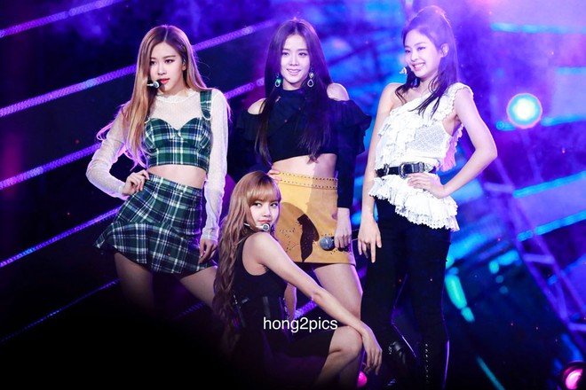 Không chỉ tham gia concert của Black Pink, hoa hậu Hương Giang còn quẩy “As If It’s Your Last” cực sung đây! - Ảnh 4.