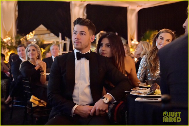 Dự sự kiện với vợ Hoa hậu lớn hơn 10 tuổi, Nick Jonas tự châm biếm bản thân vì tổ chức quá nhiều tiệc cưới - Ảnh 5.