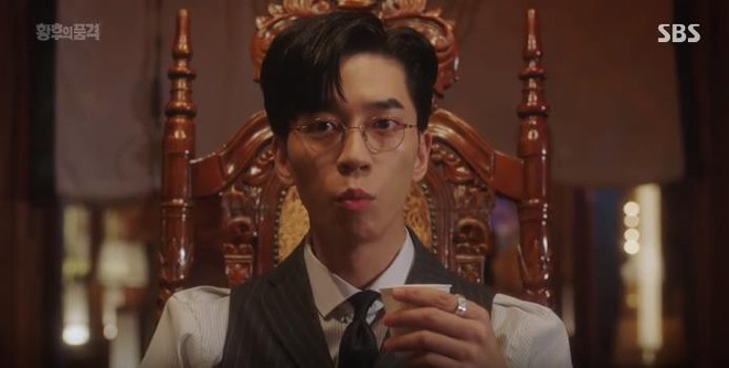 Ho&agrave;ng đế Lee Hyuk: Kẻ phụ t&igrave;nh nh&acirc;y nhất, đ&aacute;ng y&ecirc;u nhất h&agrave;nh tinh trong The Last Empress - Ảnh 5.
