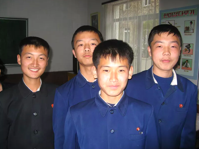 Kh&aacute;m ph&aacute; b&ecirc;n trong c&aacute;c trường học ở Triều Ti&ecirc;n, họ đang dạy g&igrave; cho học sinh? - Ảnh 17.