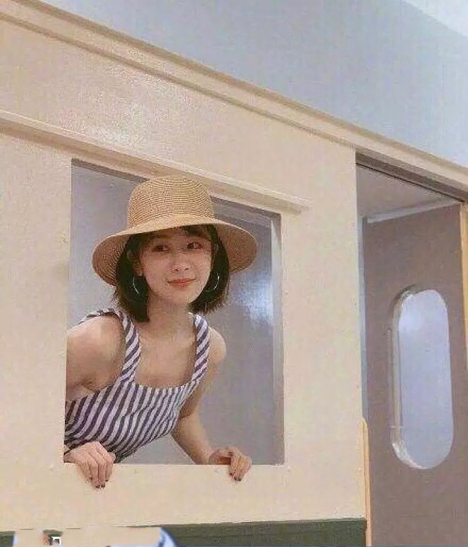 Đỡ kh&ocirc;ng nổi với hậu trường đằng sau loạt h&igrave;nh thần th&aacute;nh của sao Cbiz: Đỉnh cao của sống ảo l&agrave; đ&acirc;y! - Ảnh 16.