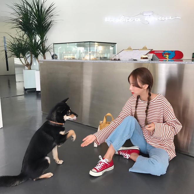 Lu&ocirc;n c&oacute; những h&agrave;nh động m&agrave; người kh&aacute;c thấy nhảm nh&iacute; tột độ nhưng bản th&acirc;n bạn lại thấy vui - Ảnh 1.