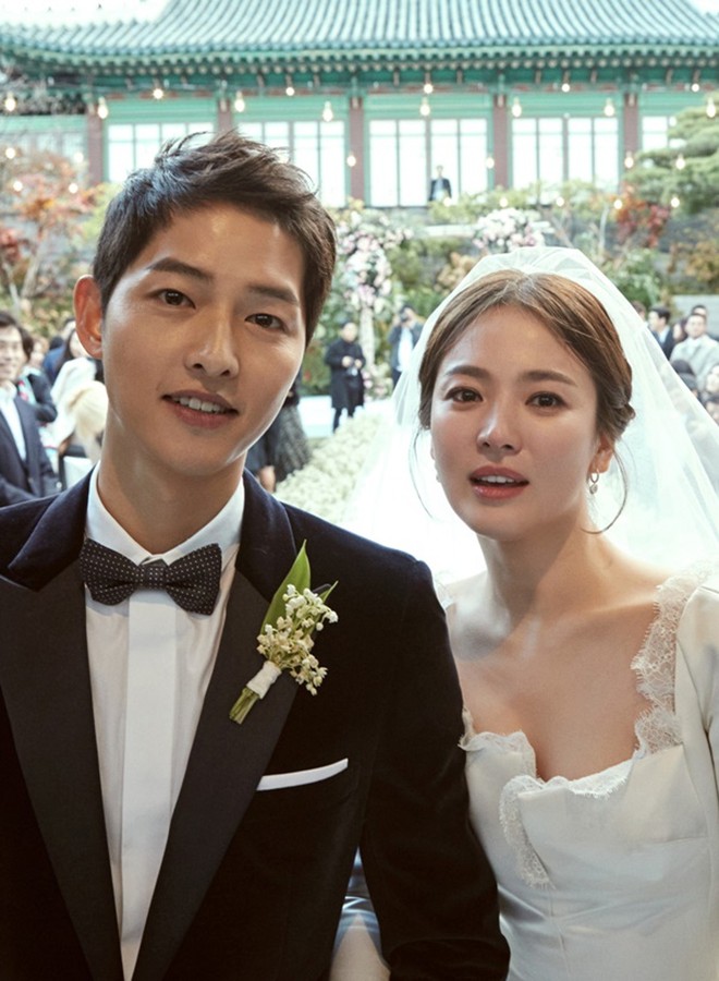 Rộ tin c&ocirc;ng ty quản l&yacute; của Song Joong Ki v&agrave; Song Hye Kyo đ&atilde; l&ecirc;n tiếng về tin đồn ly h&ocirc;n, sự thật l&agrave; g&igrave;? - Ảnh 3.