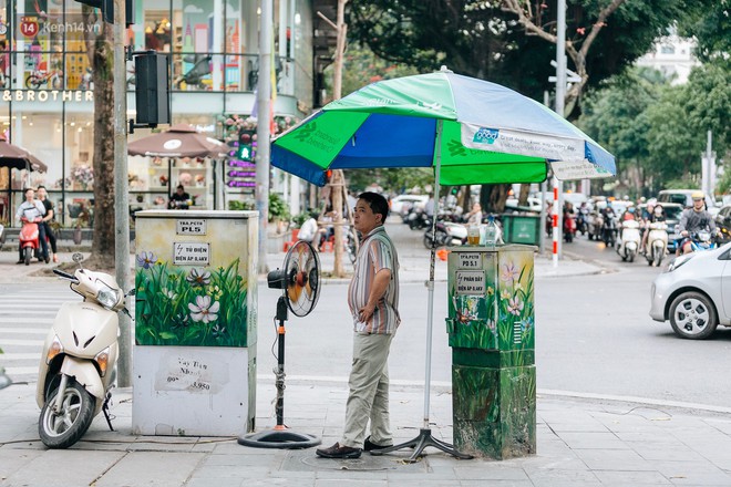 Chuyện buồn về những tủ điện sắc màu ở Hà Nội bị bôi bẩn: Chúng tôi mất 4 ngày tô vẽ, những người khác chỉ mất 3 giây để làm nó lem luốc - Ảnh 9.