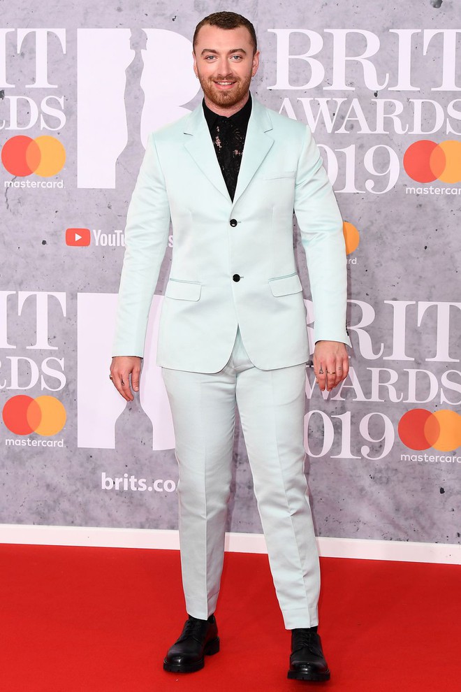 Thảm đỏ BRIT Awards 2019: Pink, Shawn Mendes dẫn đầu dàn sao, nhưng spotlight thuộc về loạt màn đọ sắc gây sốc - Ảnh 6.