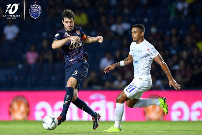 Buriram United bị cầm hoà đáng tiếc trong ngày Xuân Trường ra mắt - Ảnh 4.