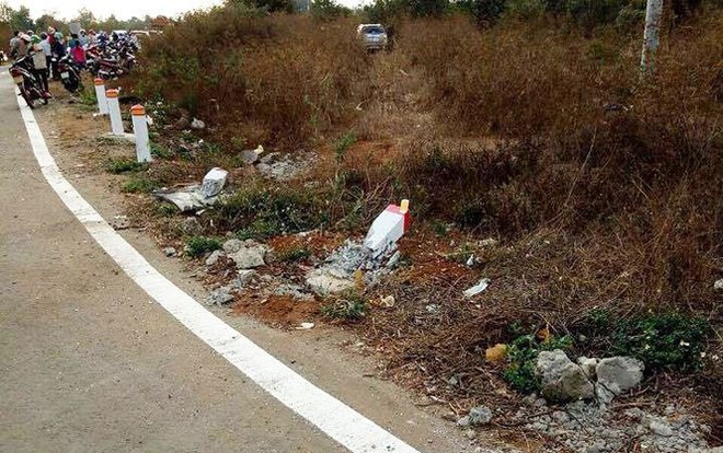 Va chạm với &ocirc; t&ocirc;, 3 người trong gia đ&igrave;nh tử vong tại chỗ - Ảnh 2.