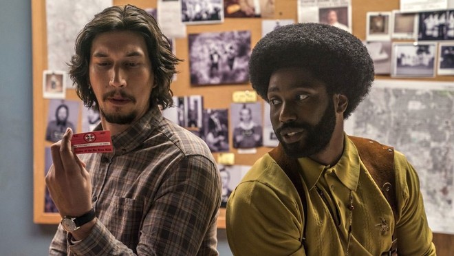 BlacKkKlansman - Hành trình bóc mẽ hội kín thờ da trắng - bài da đen nổi như cồn ở Mỹ - Ảnh 4.