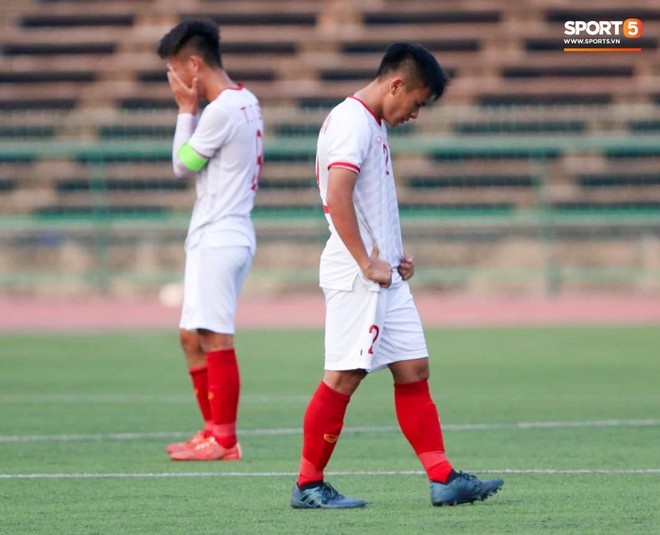 Thành viên BHL U22 Việt Nam nổi cơn giận dữ trước những hành động ăn mừng khiêu khích của Indonesia - Ảnh 11.