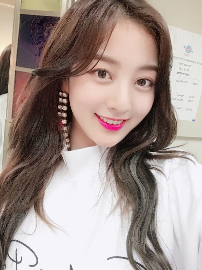 Những nữ idol Kpop vừa ra mắt đ&atilde; bị gắn m&aacute;c k&eacute;m sắc v&agrave; c&aacute;i kết kh&ocirc;ng ai ngờ tới - Ảnh 12.
