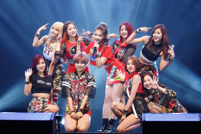 Những nữ idol Kpop vừa ra mắt đ&atilde; bị gắn m&aacute;c k&eacute;m sắc v&agrave; c&aacute;i kết kh&ocirc;ng ai ngờ tới - Ảnh 9.