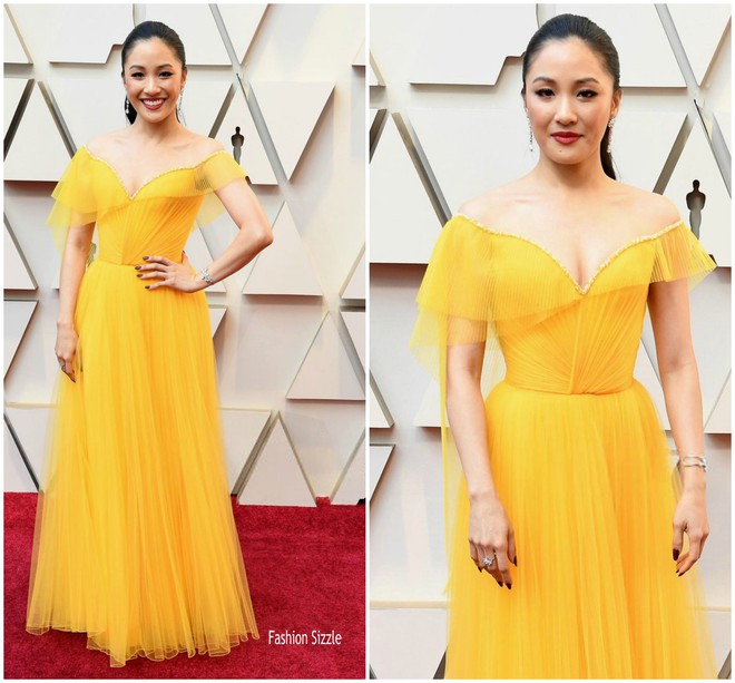 Lớ ngớ vớ huy chương như Constance Wu: ăn mặc nhạt như... nước ốc nhưng vẫn được khen ngợi hết lời - Ảnh 1.