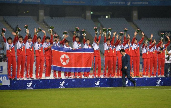Trải nghiệm bóng đá thú vị ở Triều Tiên - đất nước bí ẩn nhất thế giới (kỳ I) - Ảnh 3.