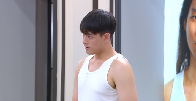 Bị loại khỏi The Face Thailand, trai đẹp bất ngờ g&acirc;y b&atilde;o khi thẳng thắn ch&ecirc; bai gi&aacute;m khảo - Ảnh 1.