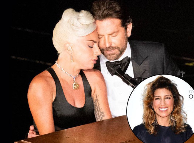 Khi cả thế giới chìm đắm trong thế giới của Lady Gaga và Bradley Cooper, vợ cũ của Bradley phản ứng gì? - Ảnh 1.