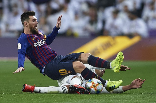 Hạ nhục Real 3-0 tại Bernabeu, Barca phải mất 60 năm mới tạo ra hố sâu lớn đến thế trước đại kình địch - Ảnh 8.