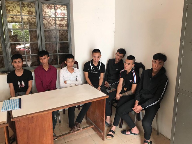 Bắt 8 thanh thiếu niên thuê nhà nghỉ ở Đà Nẵng để đập đá - Ảnh 1.