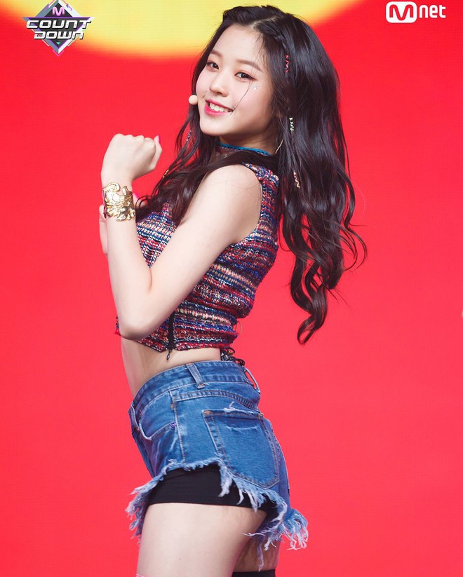 Mỹ nhân tân binh bỗng thành tâm điểm vì body xuất chúng đến mức Jennie (Black Pink) cũng phải há hốc mồm xuýt xoa - Ảnh 12.