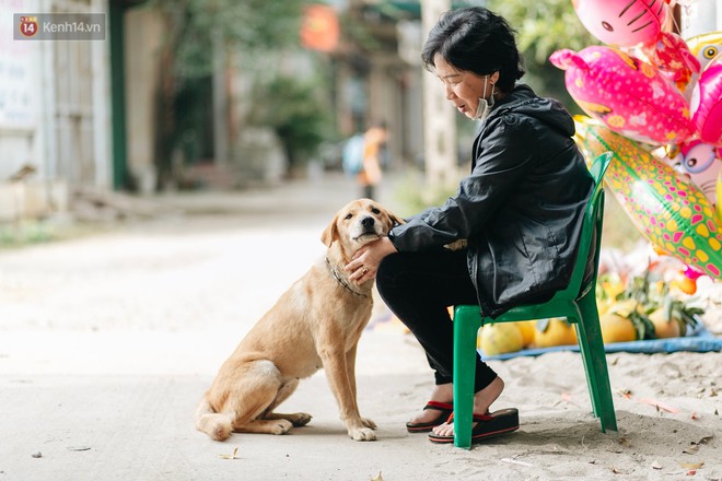 Về thăm ngôi làng ở Hà Nội ăn cả tấn thịt chó vào mùng 4 Tết hàng năm: Không ép bất cứ ai nếu họ không muốn ăn - Ảnh 6.