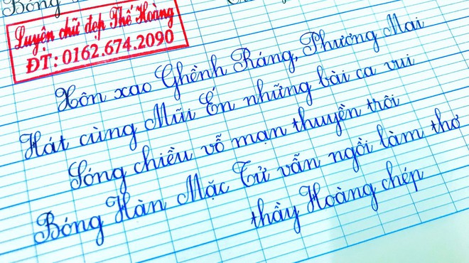 Chỉ với phấn và bảng, thầy giáo trẻ tạo nên bức tranh chúc mừng năm mới đẹp vạn người mê - Ảnh 5.